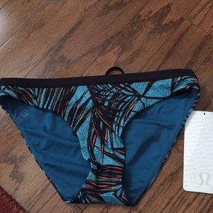Lululemon swim bottom NWT